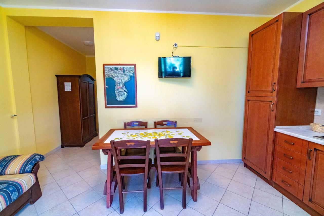Villa Mapa - Appartamenti Vicino Al Mare Вьесте Экстерьер фото